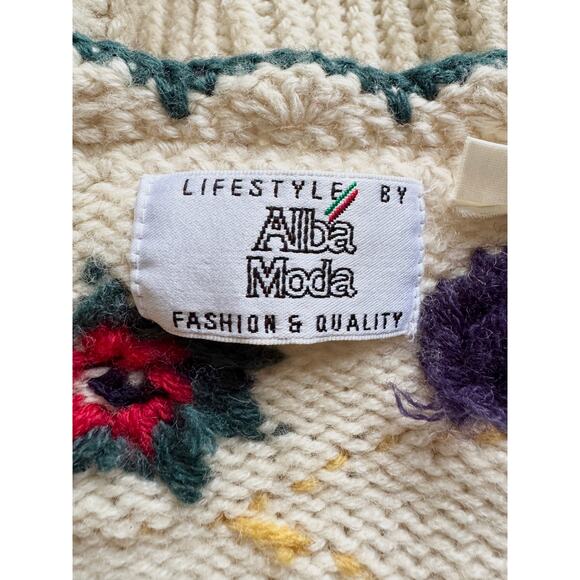 Alba Moda Wool Troylean VTG Floral Embroidered Cardigan Wood Buttons M Austrian - Picture 2 of 13